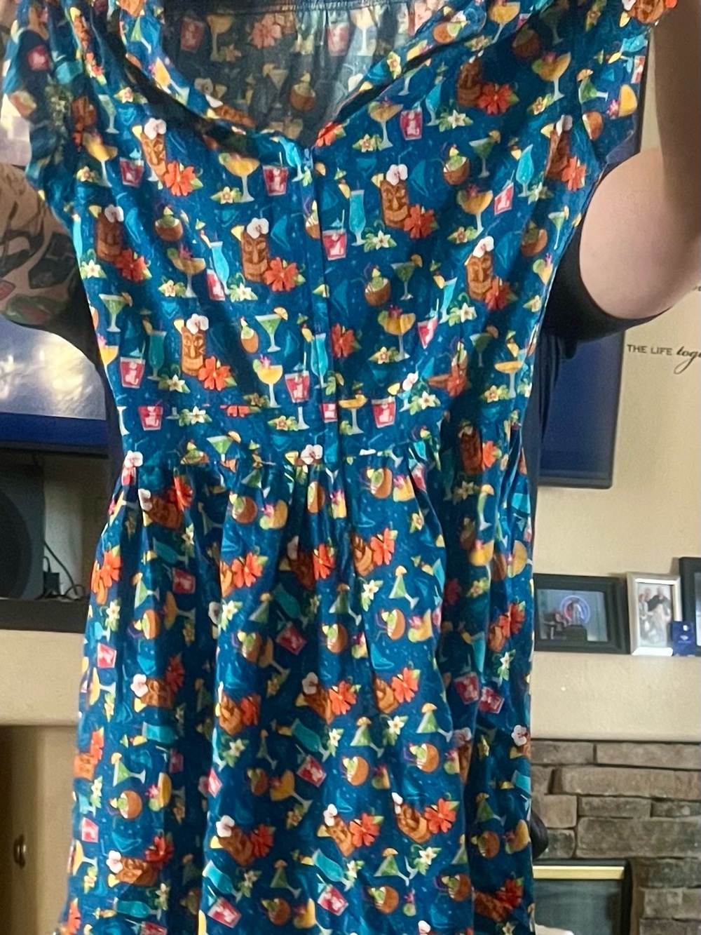 emilyandfin Green Multicolor Midi Dress - Picture 3 of 3